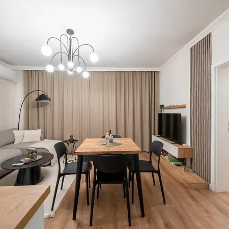 Apartament бизнес & арт - до панаира и капана
