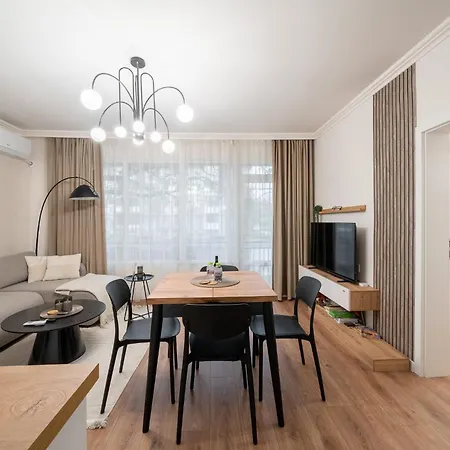 бизнес & арт - до панаира и капана Apartman